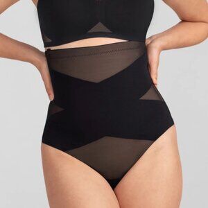 Honey Love Superpower Thong Shapewear MEDIUM NWT RUNWAY BLACK